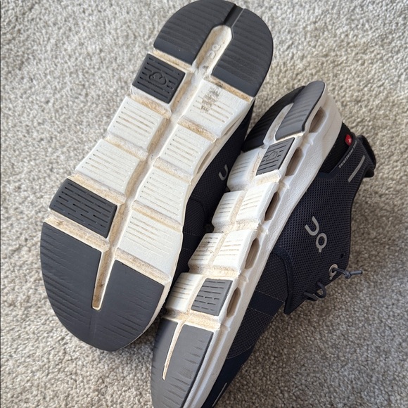 OnCloud Kids Running Dark Gray Sneakers - Picture 9 of 12